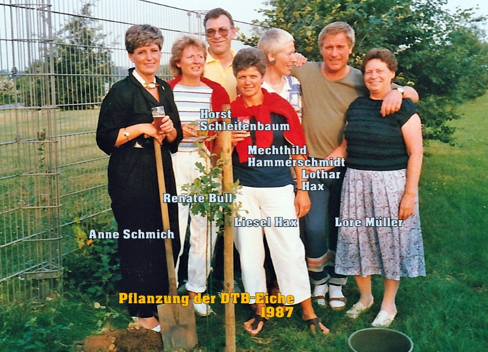 Erinnerung an das Deutsche Turnfest in Berlin 1987, Eichenpflanzung mit Namen