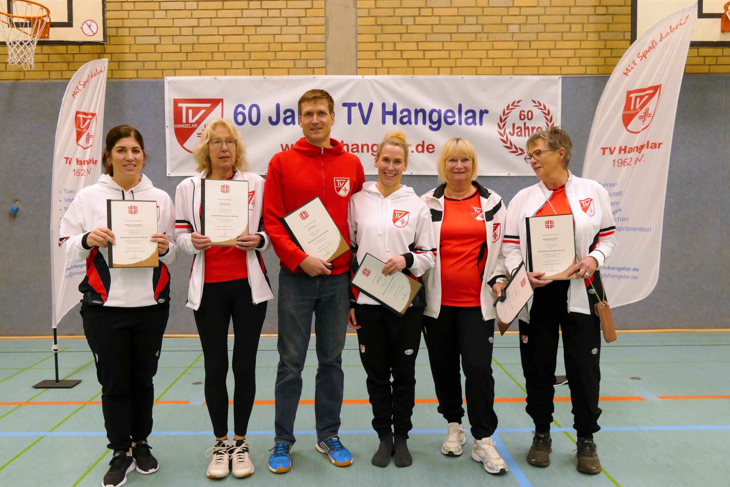 Ehrung durch RTB 3 Gruppenfoto