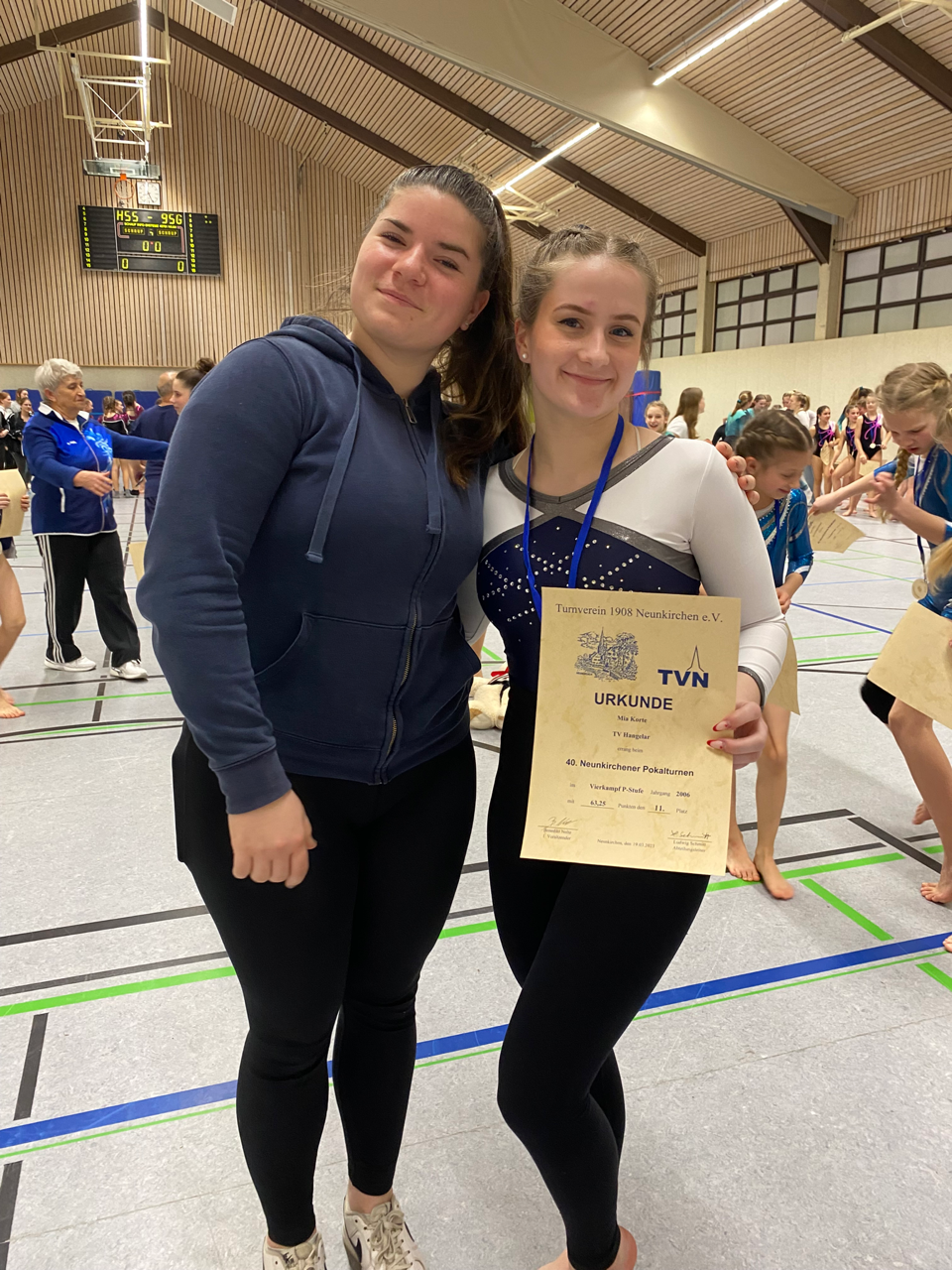 Nadine Koch und Mia Korte Turnerinnen